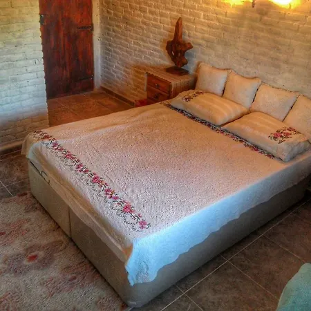 Yeni Carohori Butik * Ayvalı