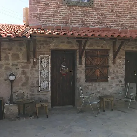 Yeni Carohori Butik Ayvalı